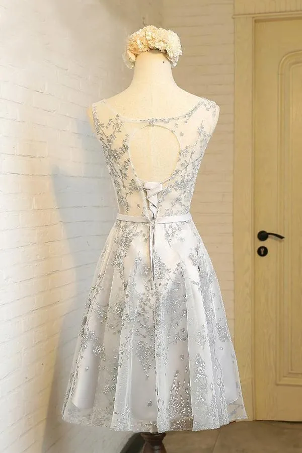 A-Line Boat Neck Knee-Length Tulle Homecoming Dress With Applique  TR0202