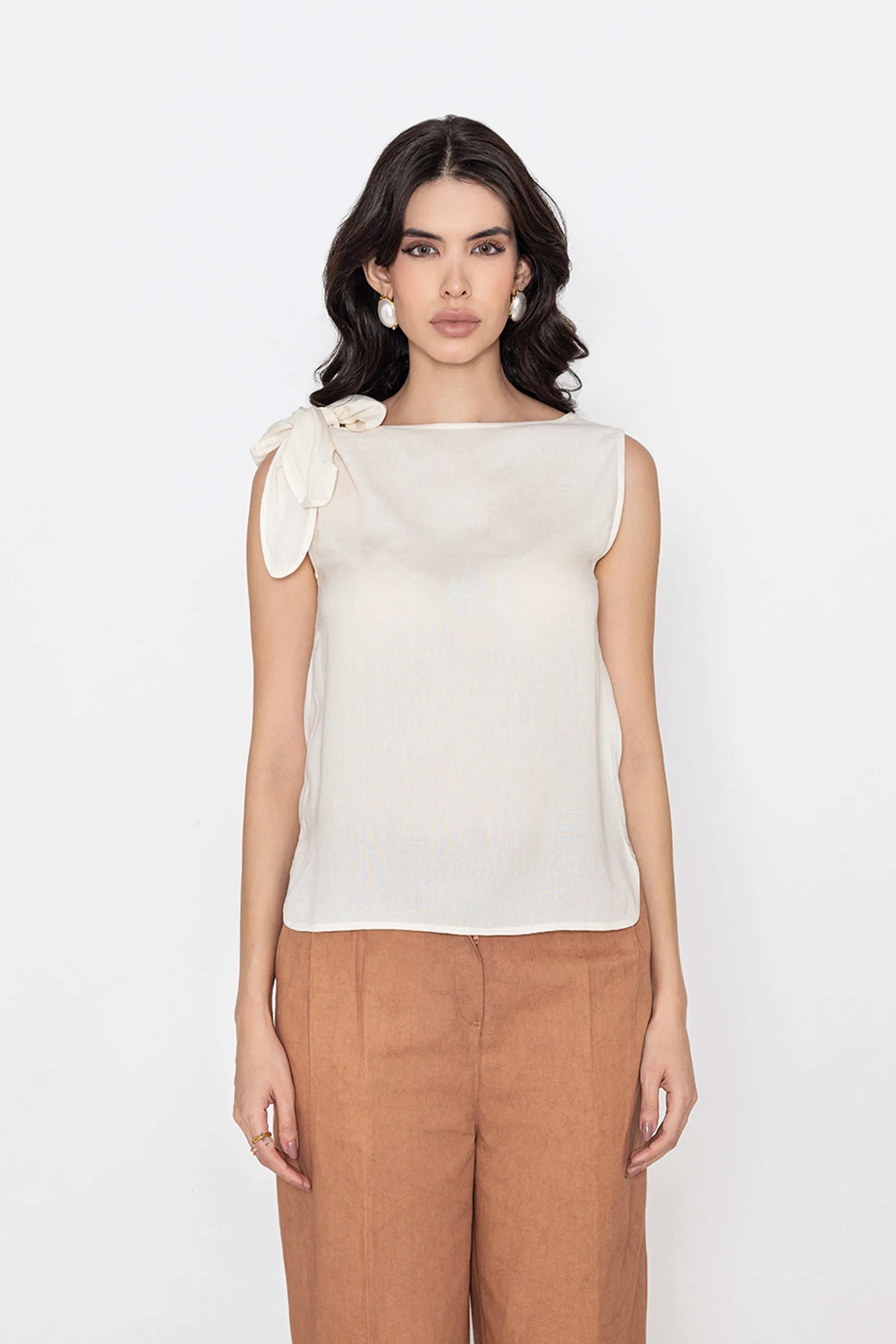 Akira Top