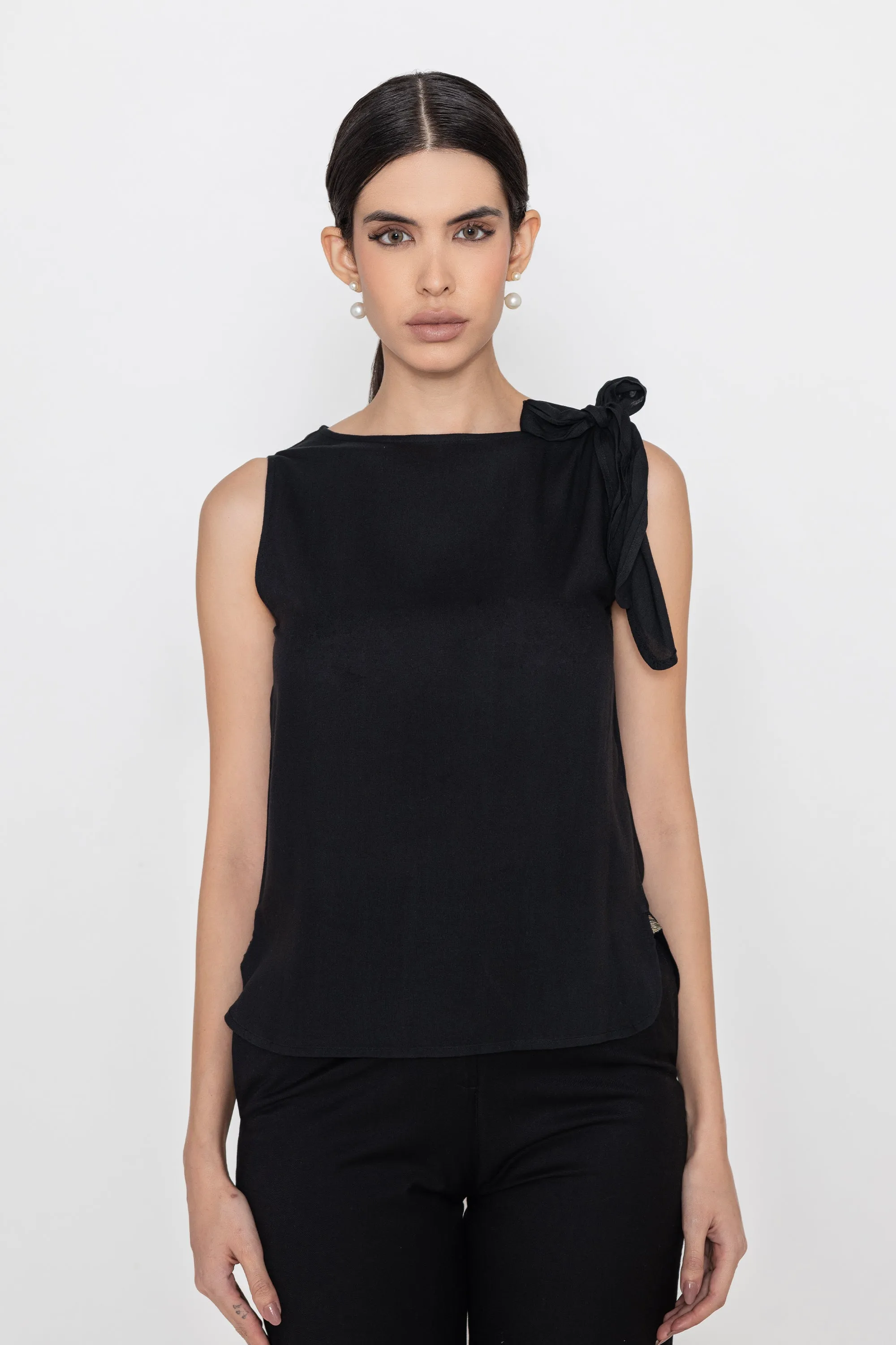 Akira Top