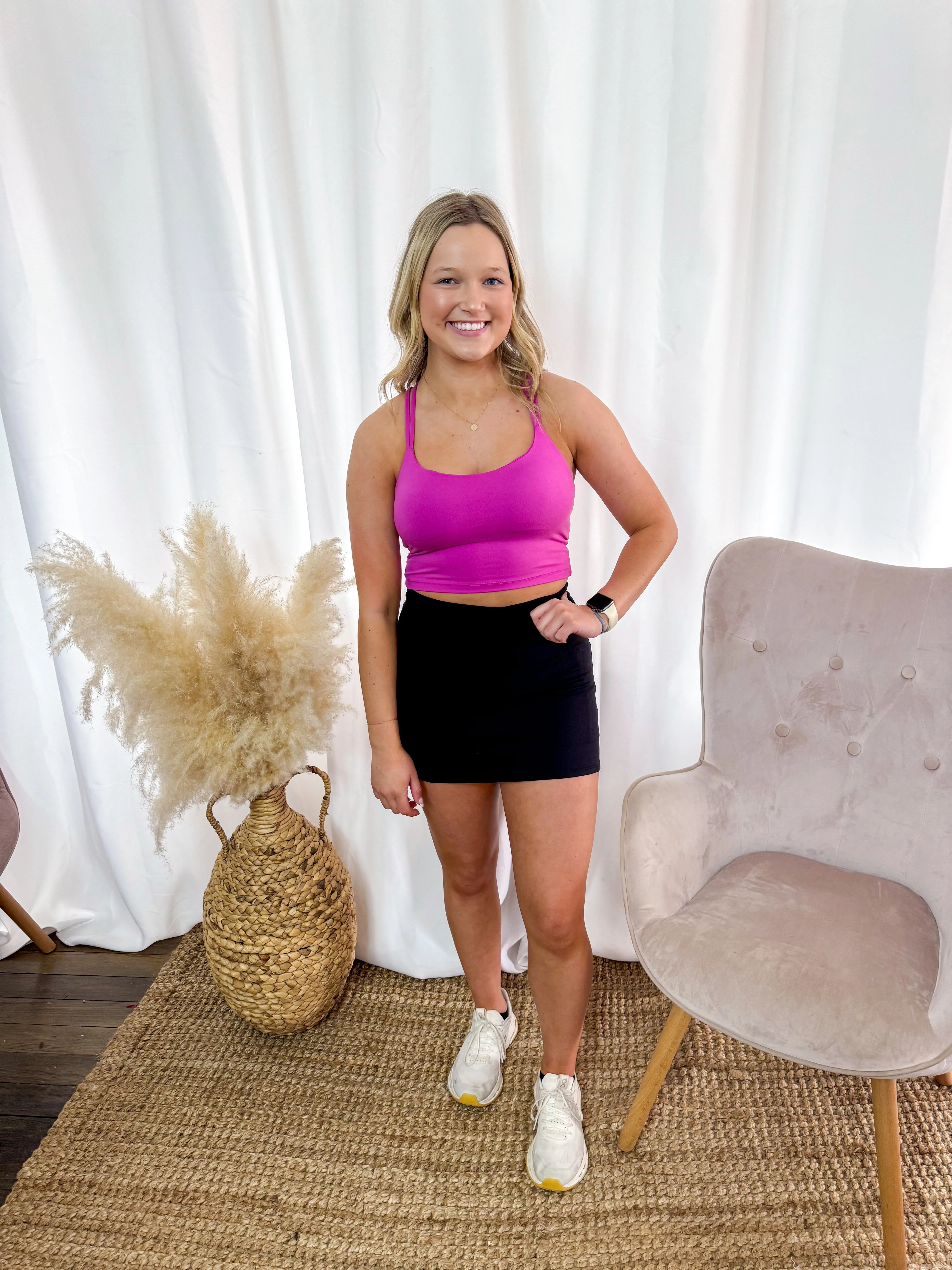 Annie- Light Criss-Cross Sports Bra