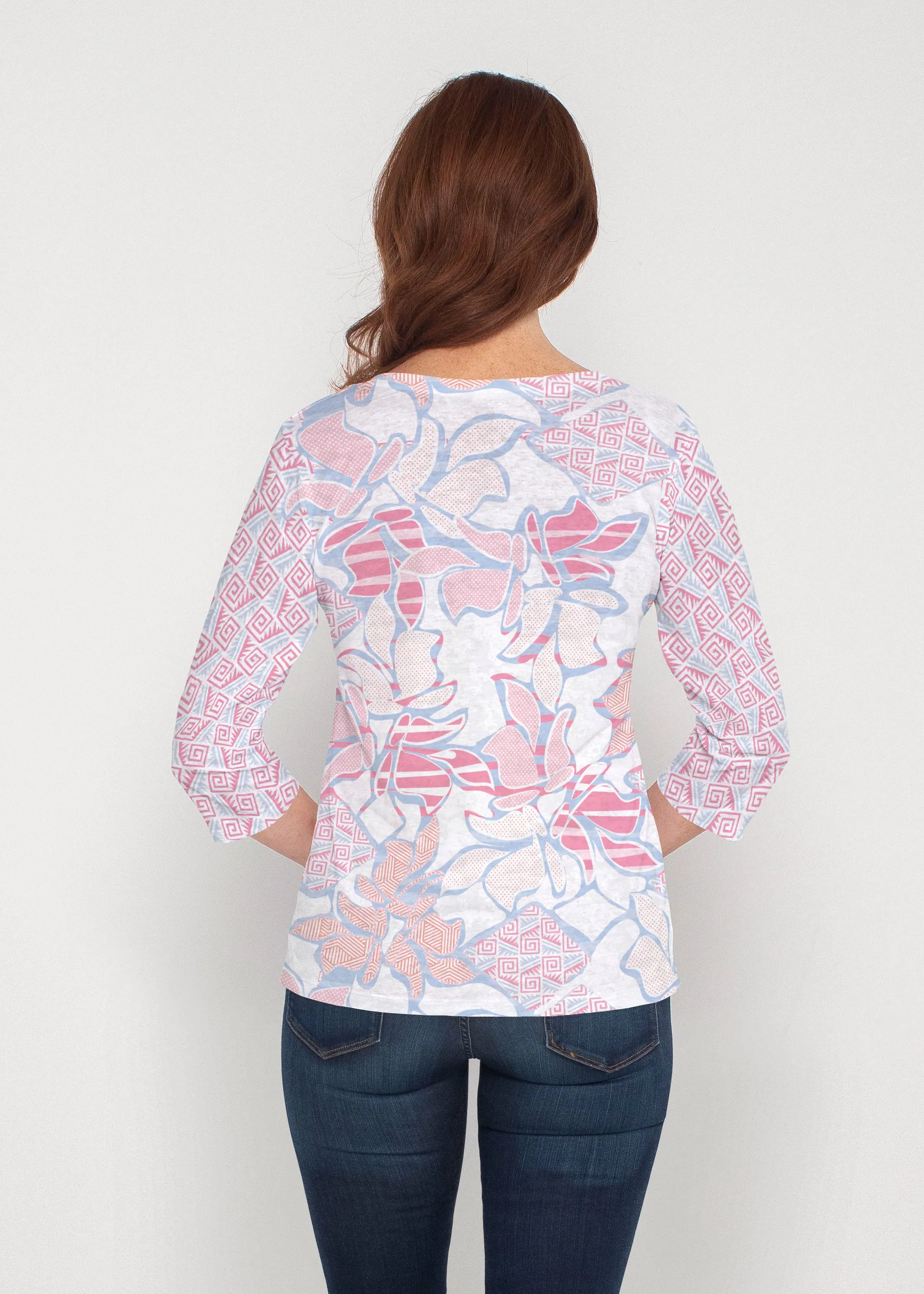 Aztek Sail Peri (8116) ~ Signature 3/4 Sleeve V-Neck Top
