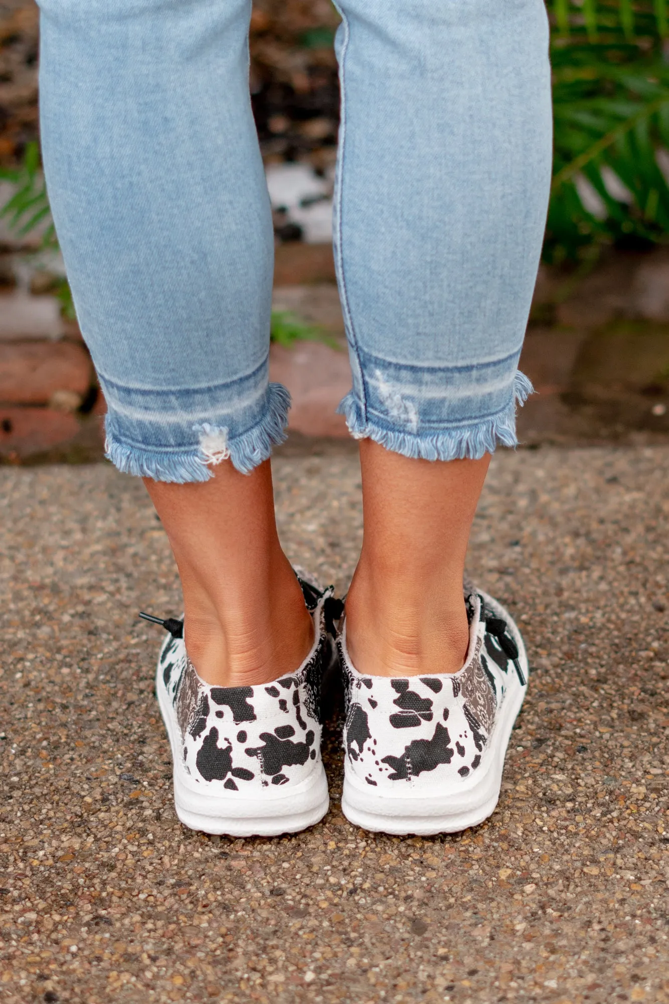 Barn Girl Boat Shoes - Black & Brown