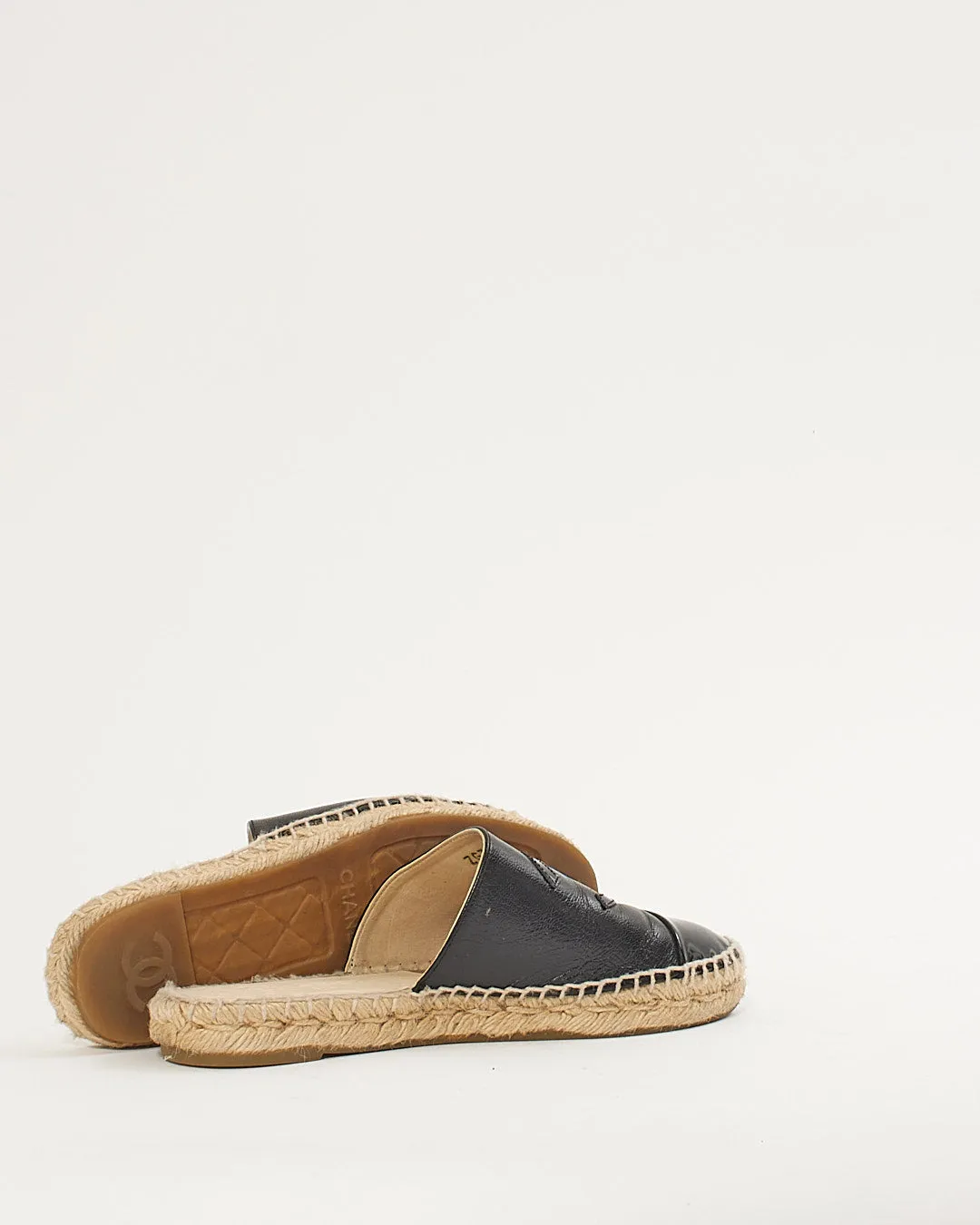 Chanel Black Leather CC Interlocking Patent Espadrille Slides - 37