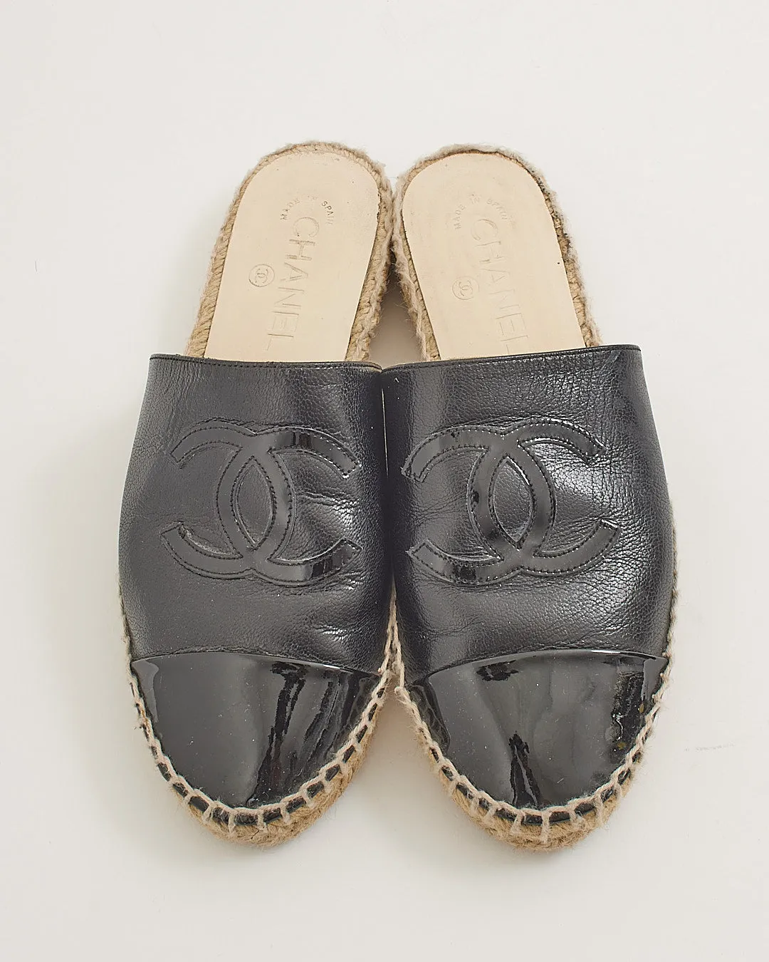 Chanel Black Leather CC Interlocking Patent Espadrille Slides - 37