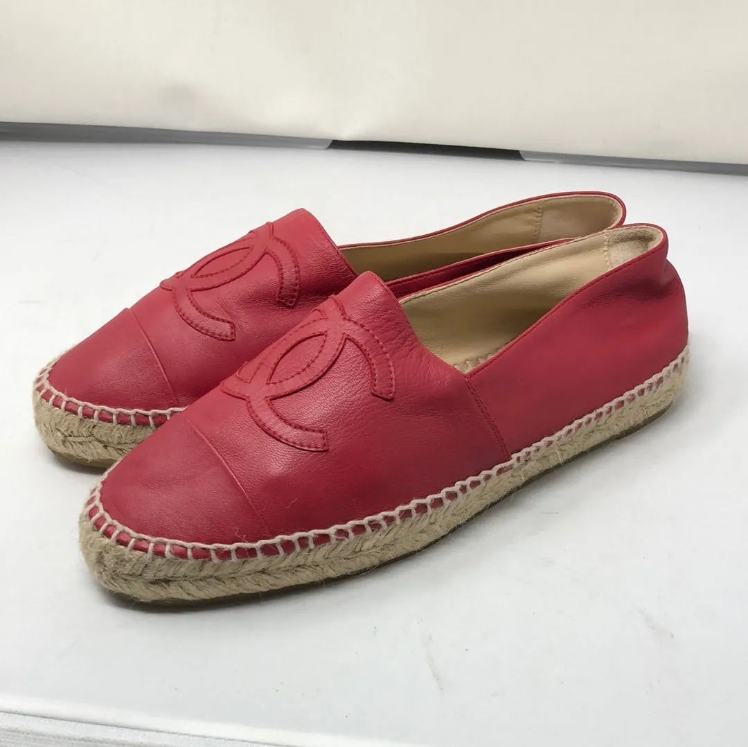 CHANEL Red leather espadrille