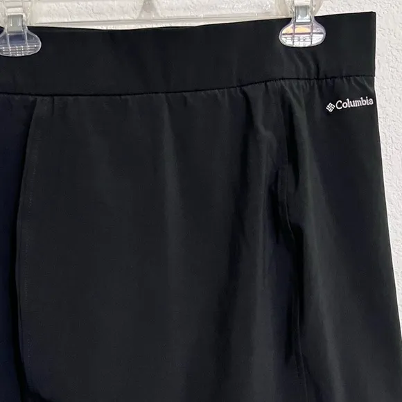 Columbia Black Athletic Hiking Athleisure Skort Large