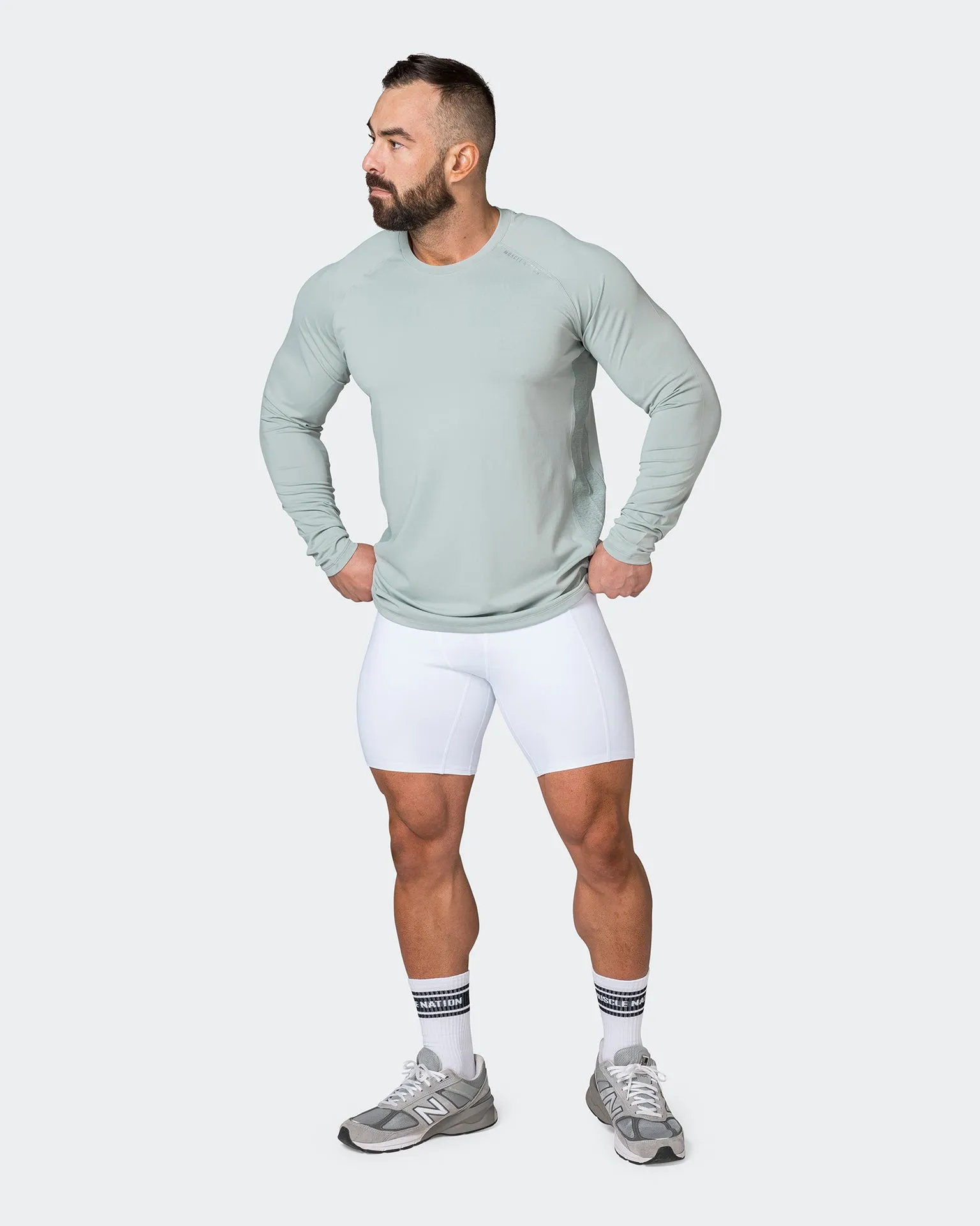 Core 8" Training Shorts - White