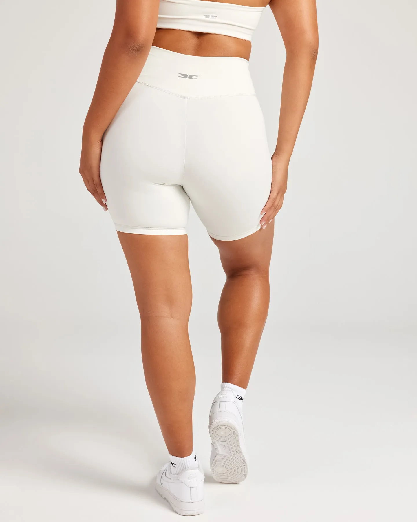 Cross Over Shorts - Vanilla Latte