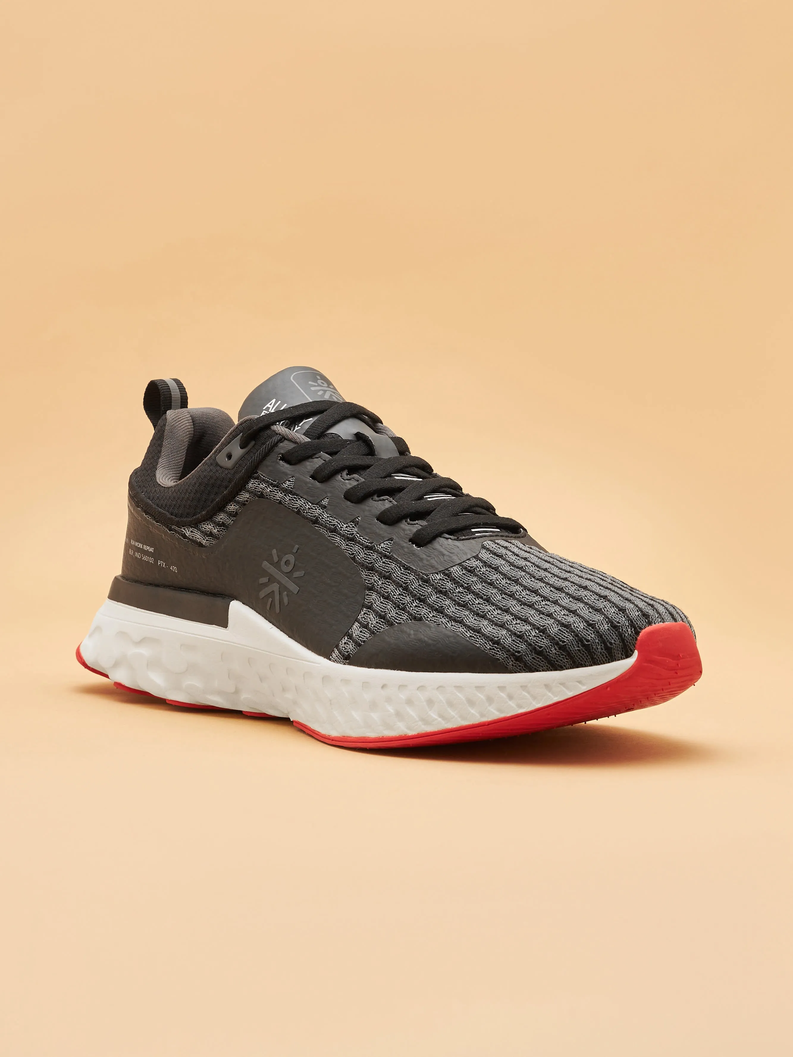 cult Versa Maze Men Running Shoes -  Black