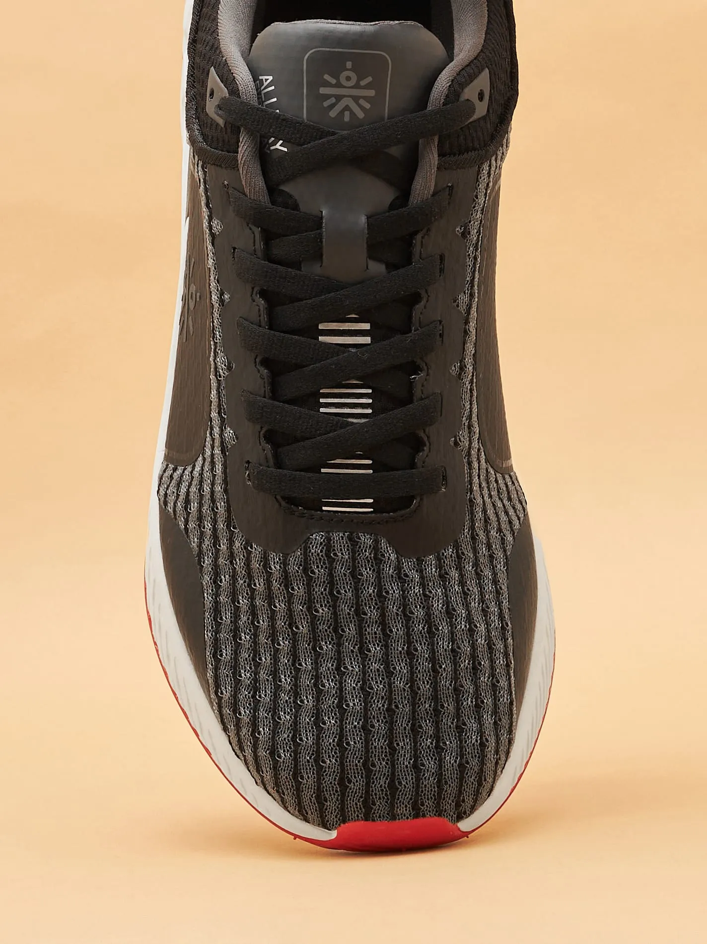 cult Versa Maze Men Running Shoes -  Black