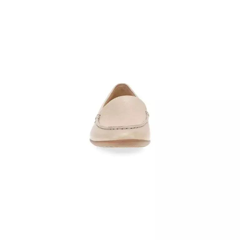 Dansko Womens Lorri Sand Tumbled 2043210600