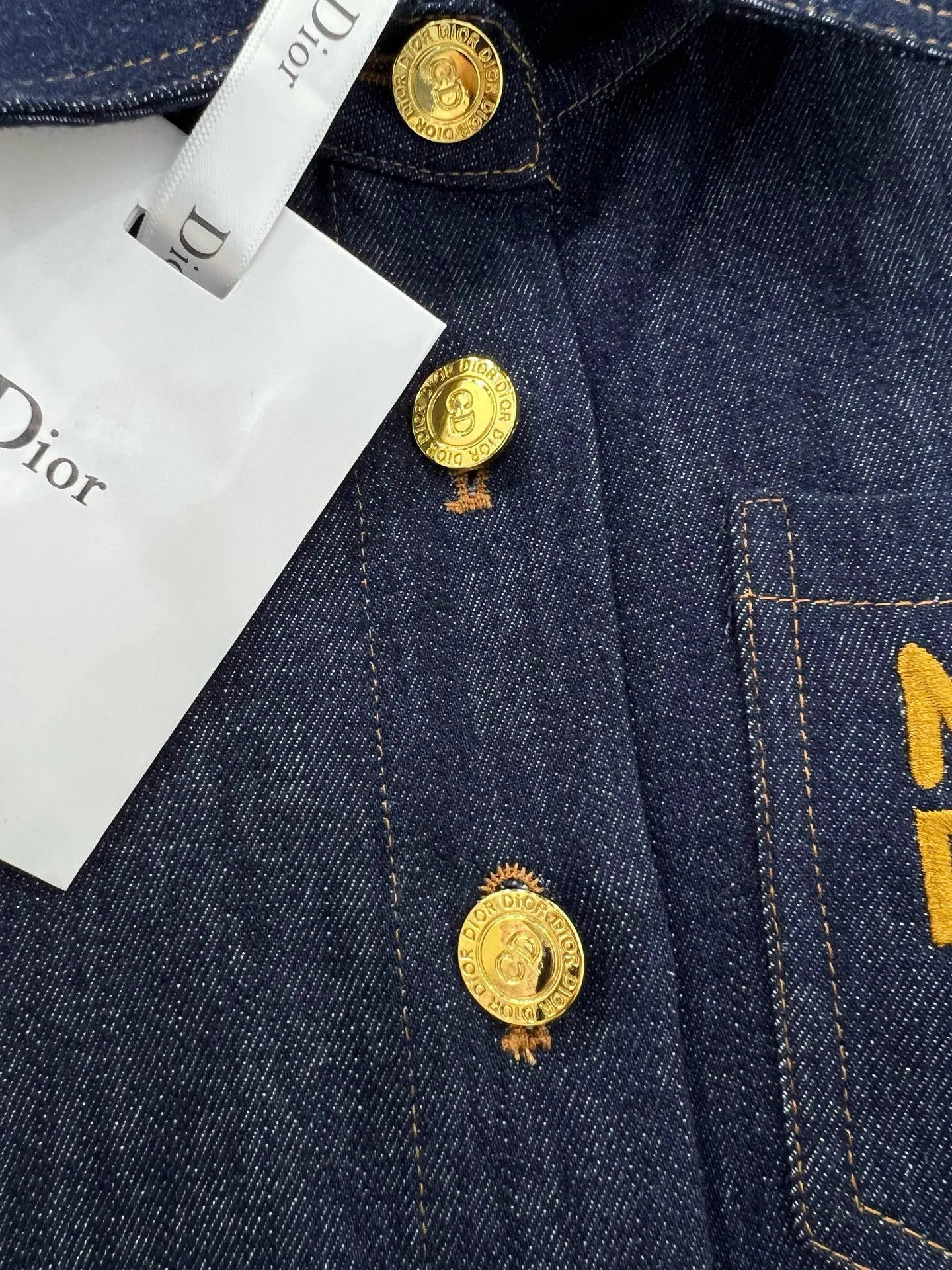 DO 25 new denim dress