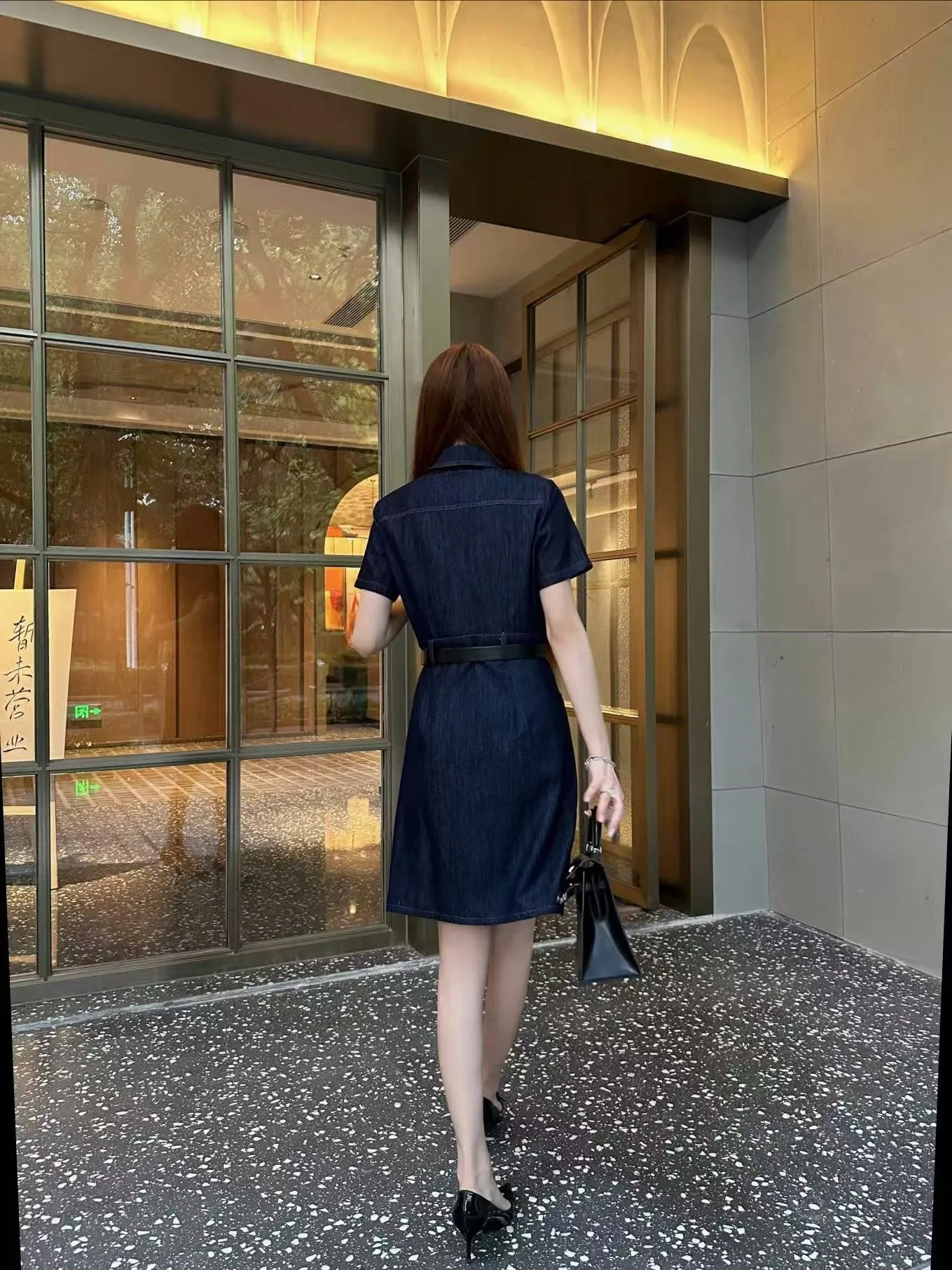 DO 25 new denim dress