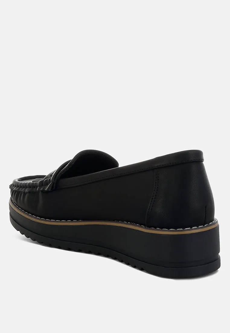 Fringed Nubuck Loafers


 By RUW