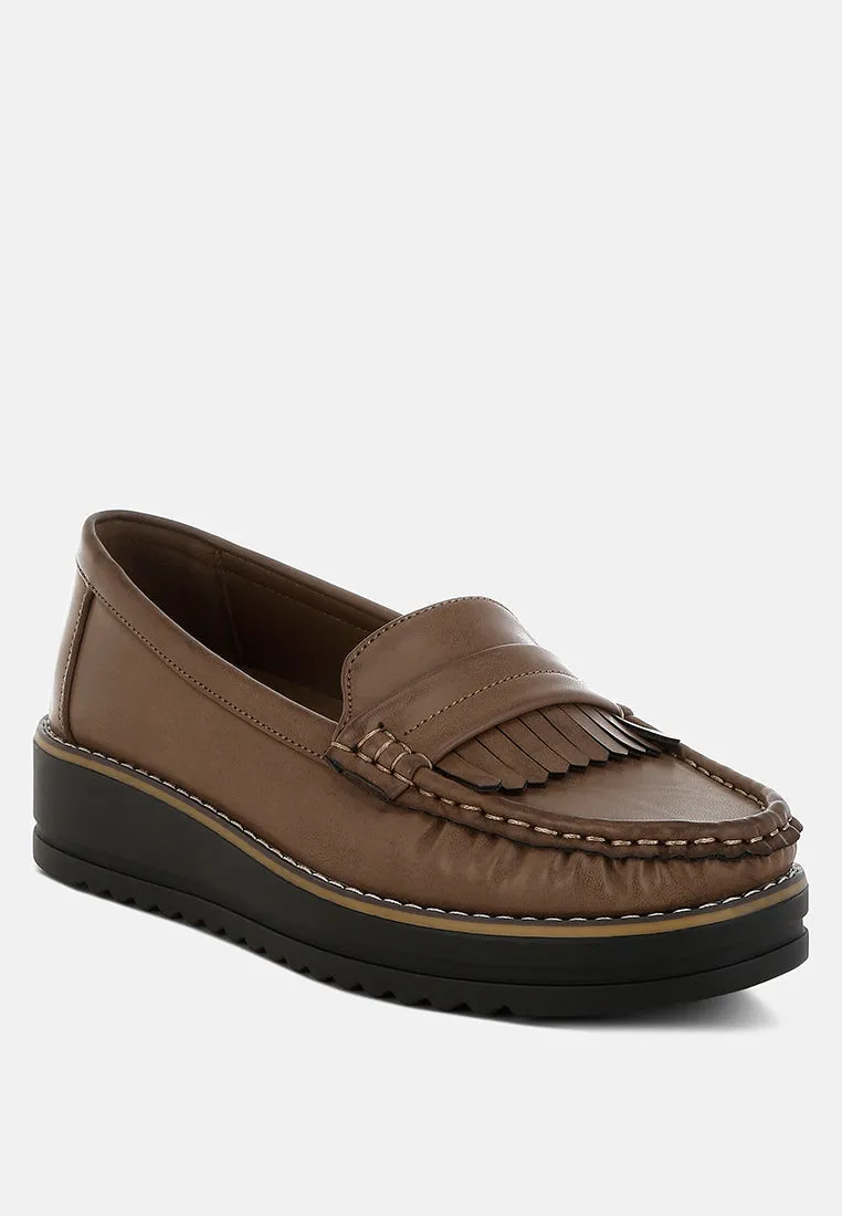 Fringed Nubuck Loafers


 By RUW
