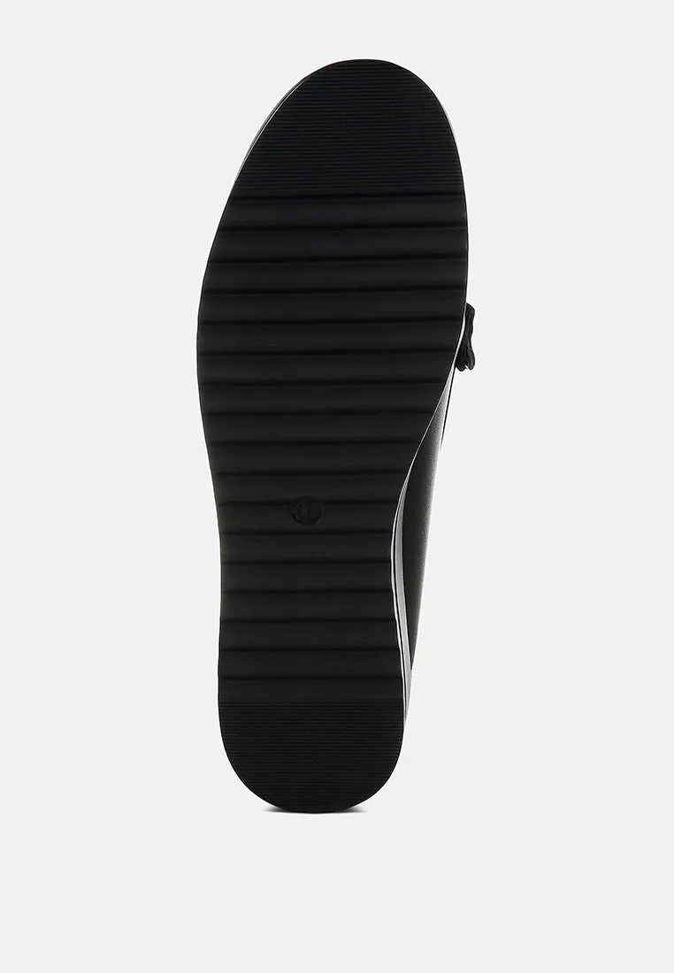 Fringed Nubuck Loafers


 By RUW