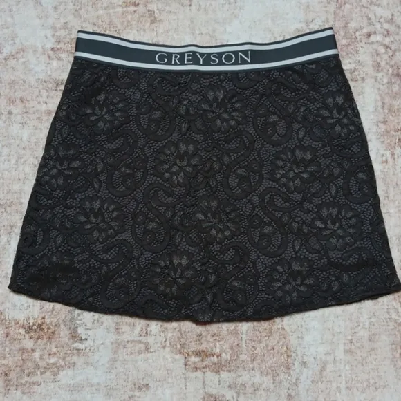 Greyson Lynx Lace Grey Tennis Skirt Athletic Skort Womens Sz XL