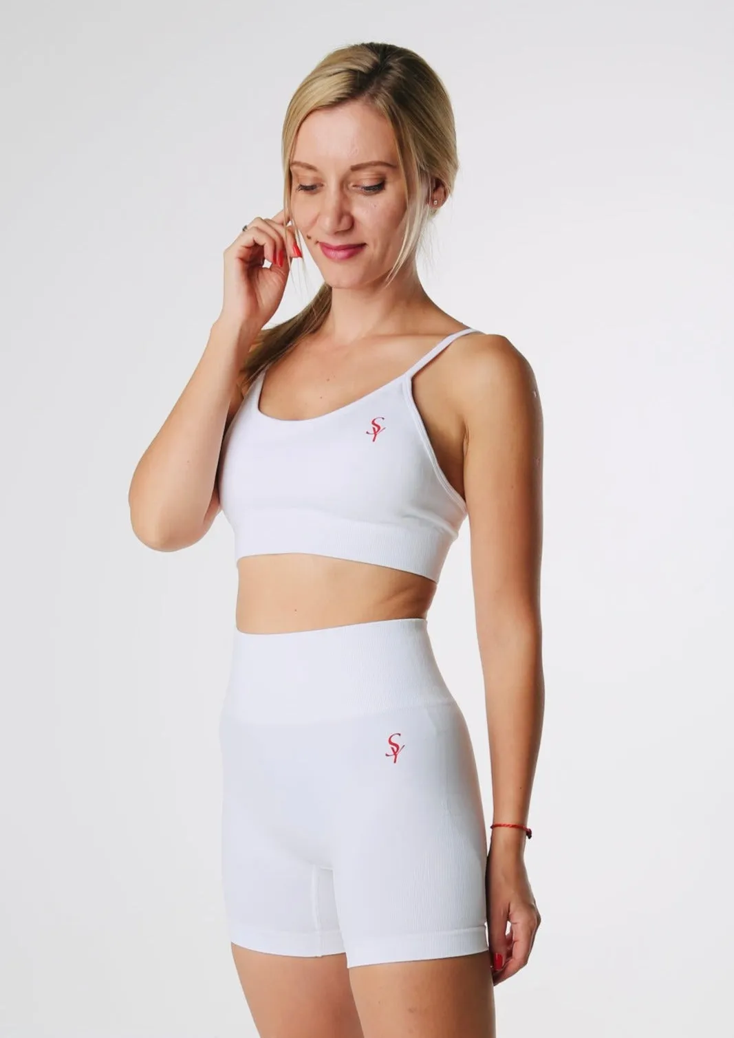 ''Joy'' White - Shorts and Sports Bra Set