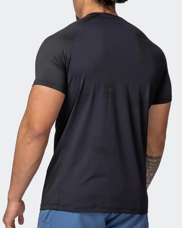 Men Ventilation Tee - Black