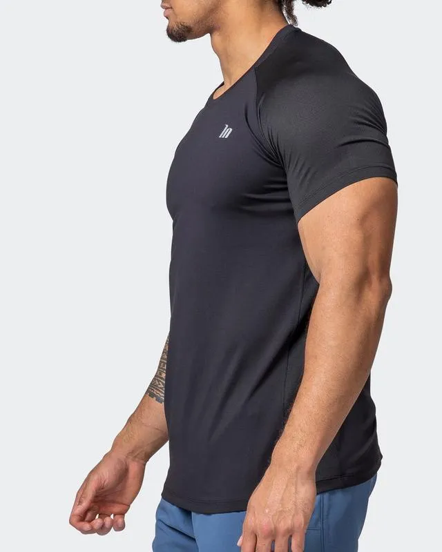 Men Ventilation Tee - Black