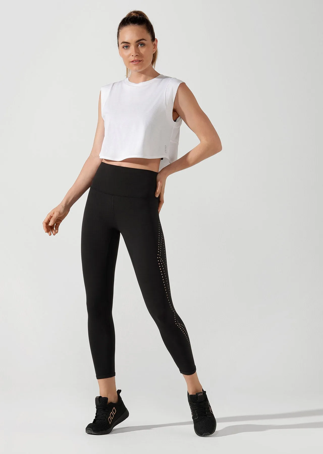 Move Easy Cropped Tank