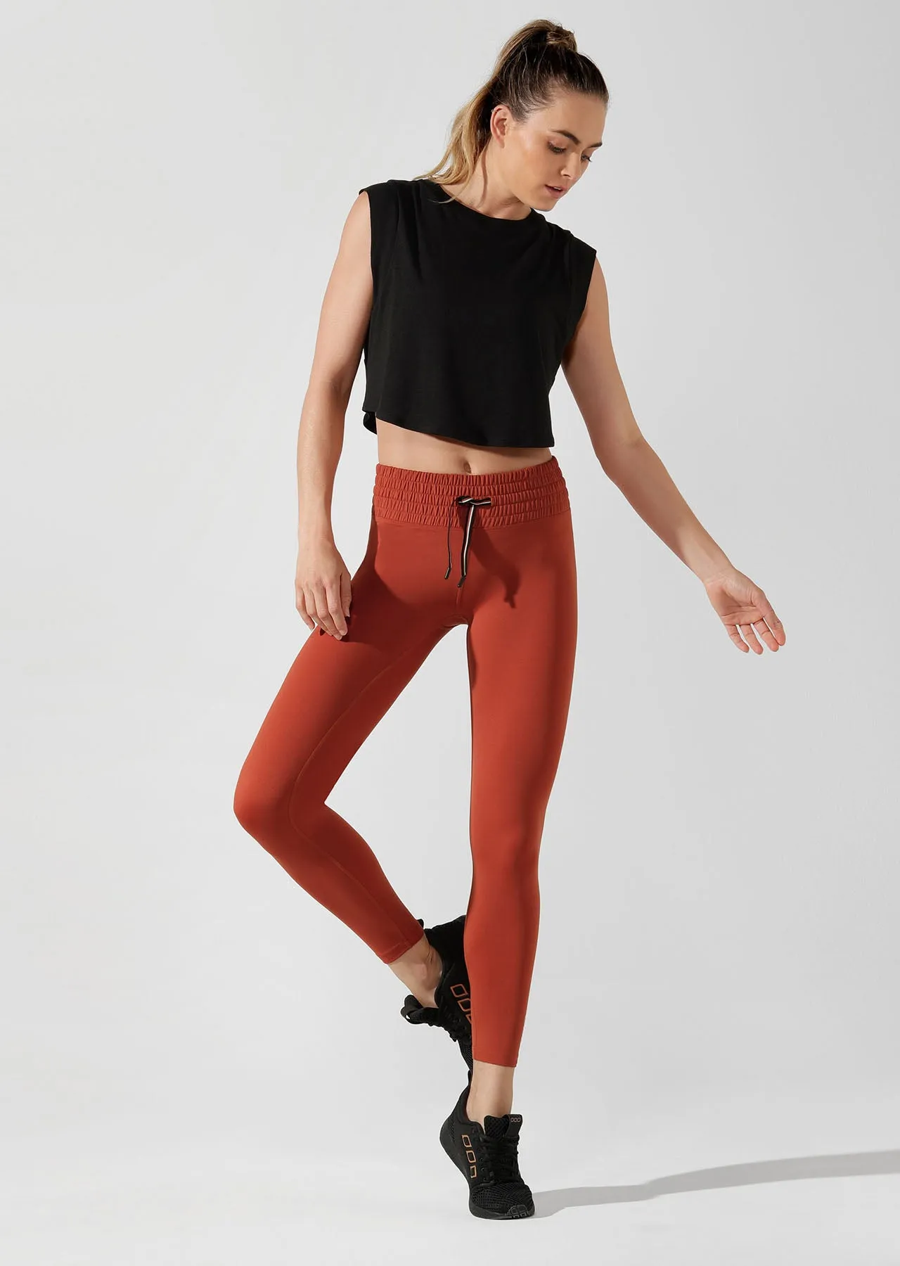 Move Easy Cropped Tank