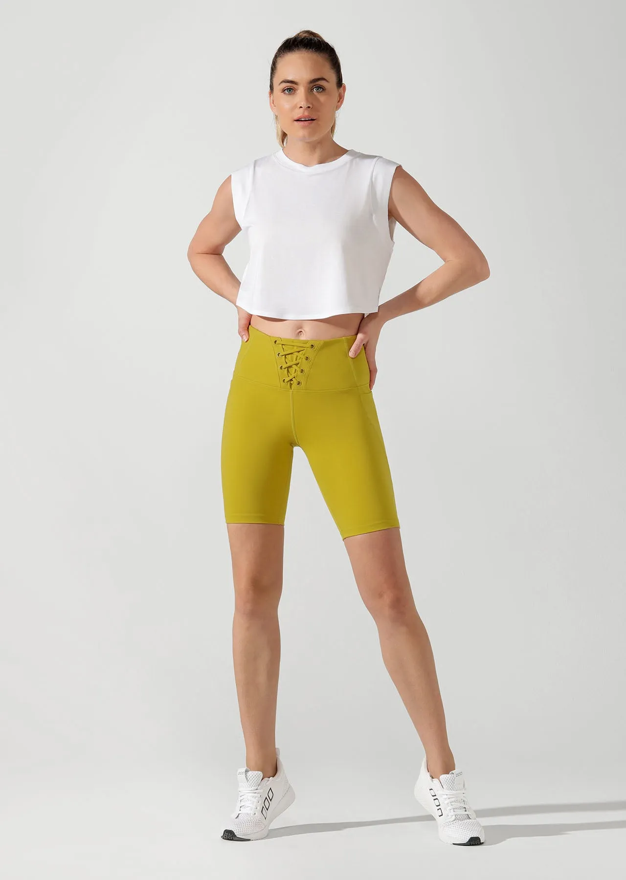Move Easy Cropped Tank