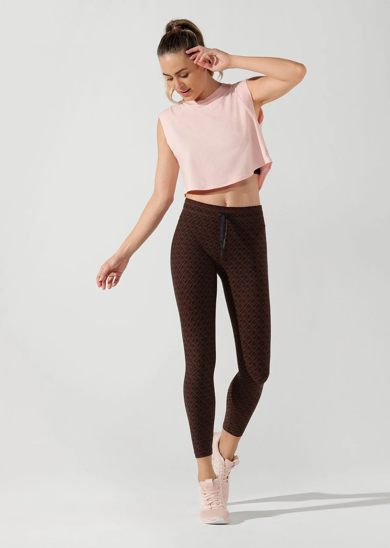 Move Easy Cropped Tank