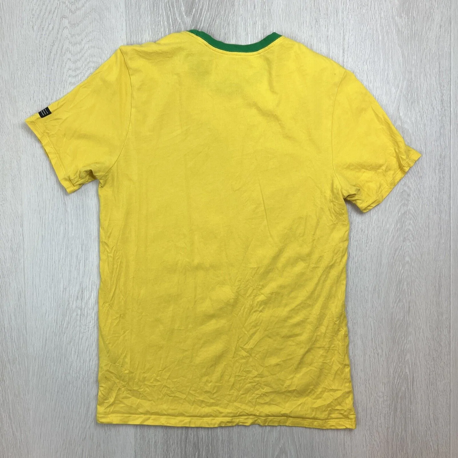 Nike Brazil Football Soccer Yellow Athletic CutT-shirt Size Medium