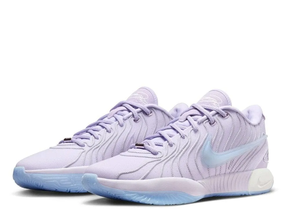NIKE LEBRON XXI