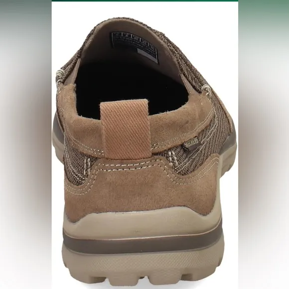 NWT/ Skechers Milford Casual loafer/ Size 7