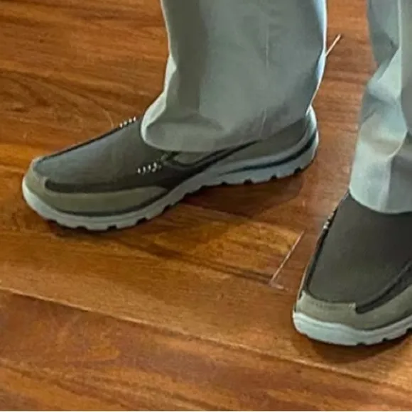 NWT/ Skechers Milford Casual loafer/ Size 7
