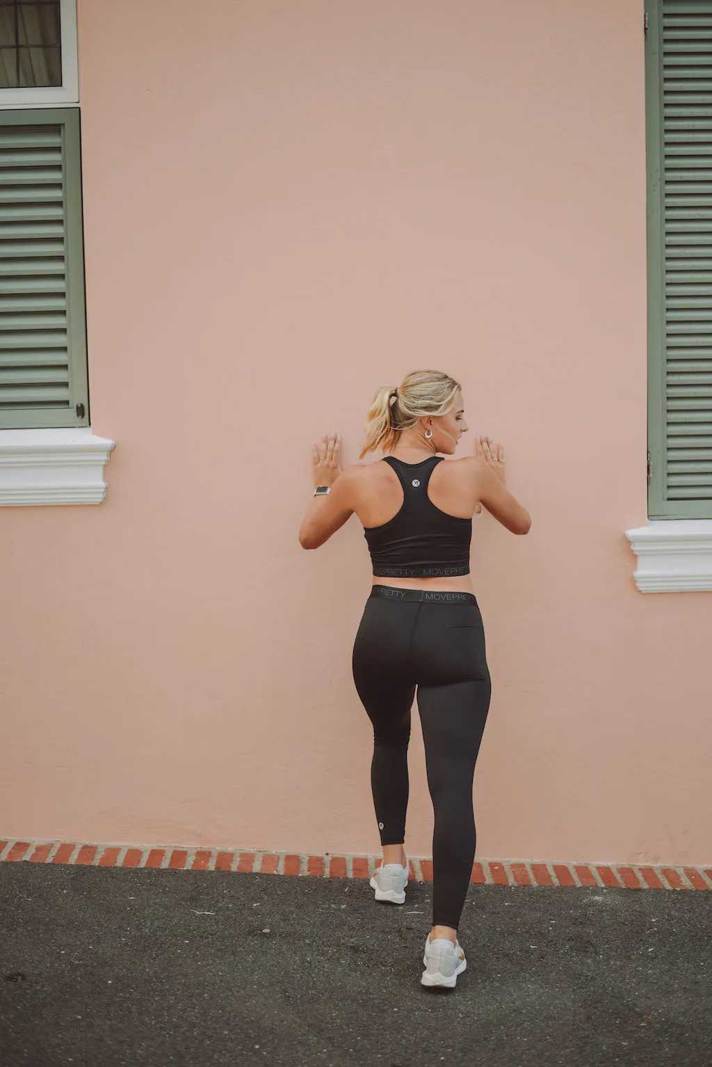THE AMY CROP TOP | BLACK