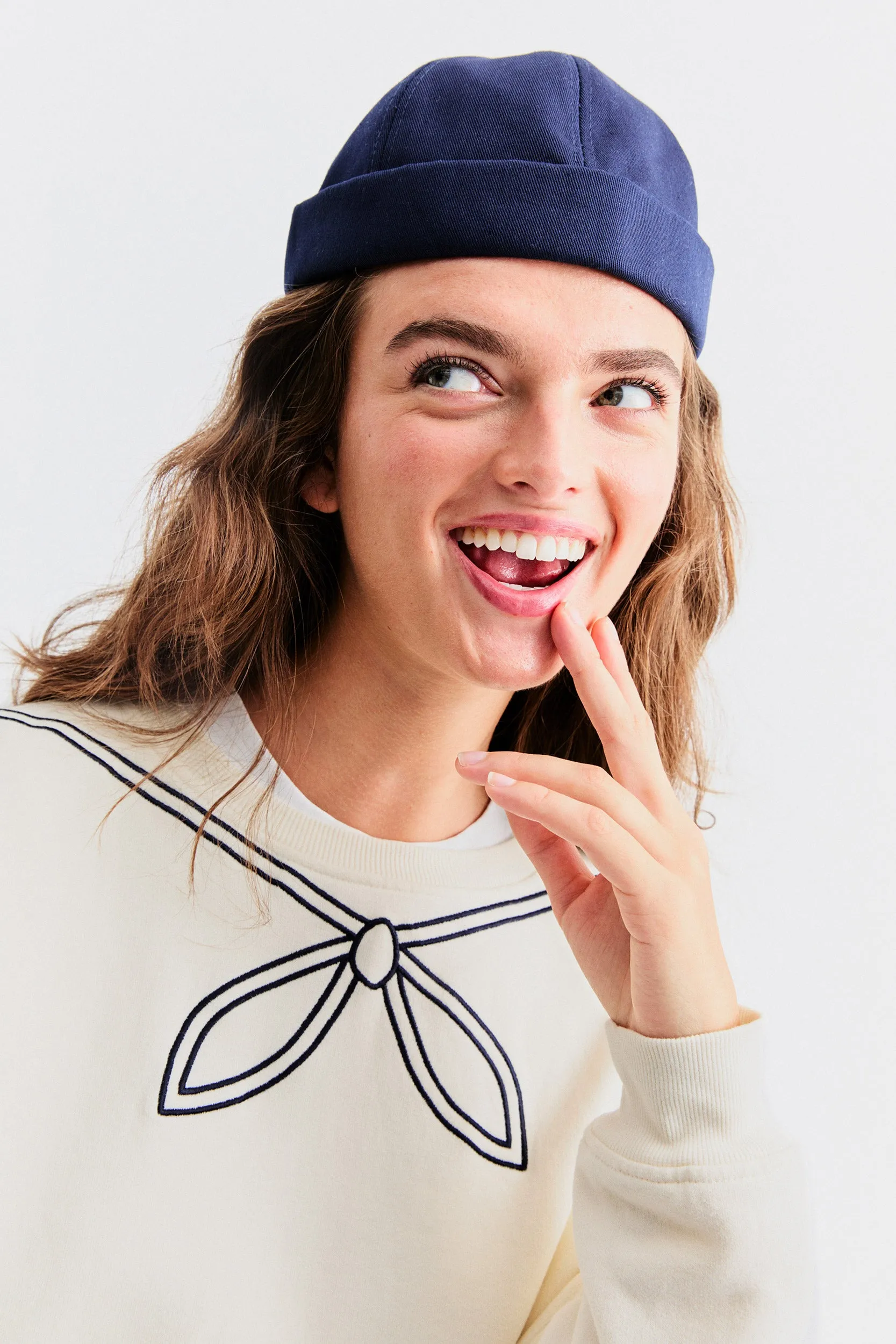 The Sailor Sweatshirt - Cream