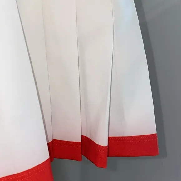 Tory Burch Tory sport tennis/pickleball skirt skort size medium pleated