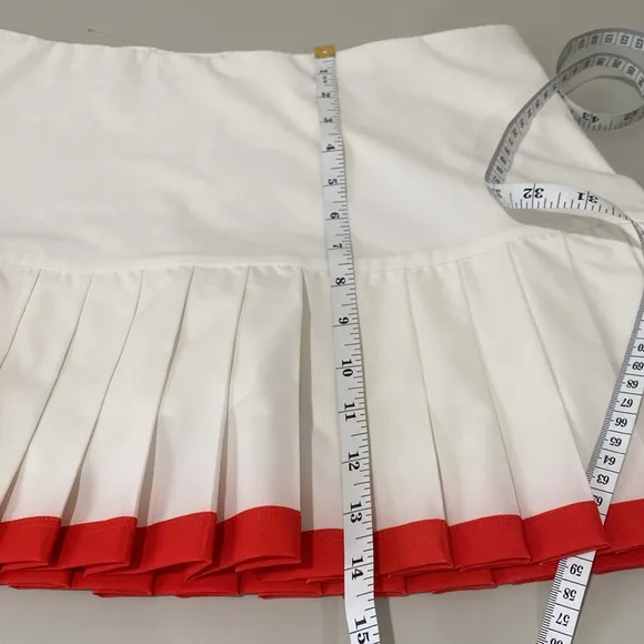Tory Burch Tory sport tennis/pickleball skirt skort size medium pleated