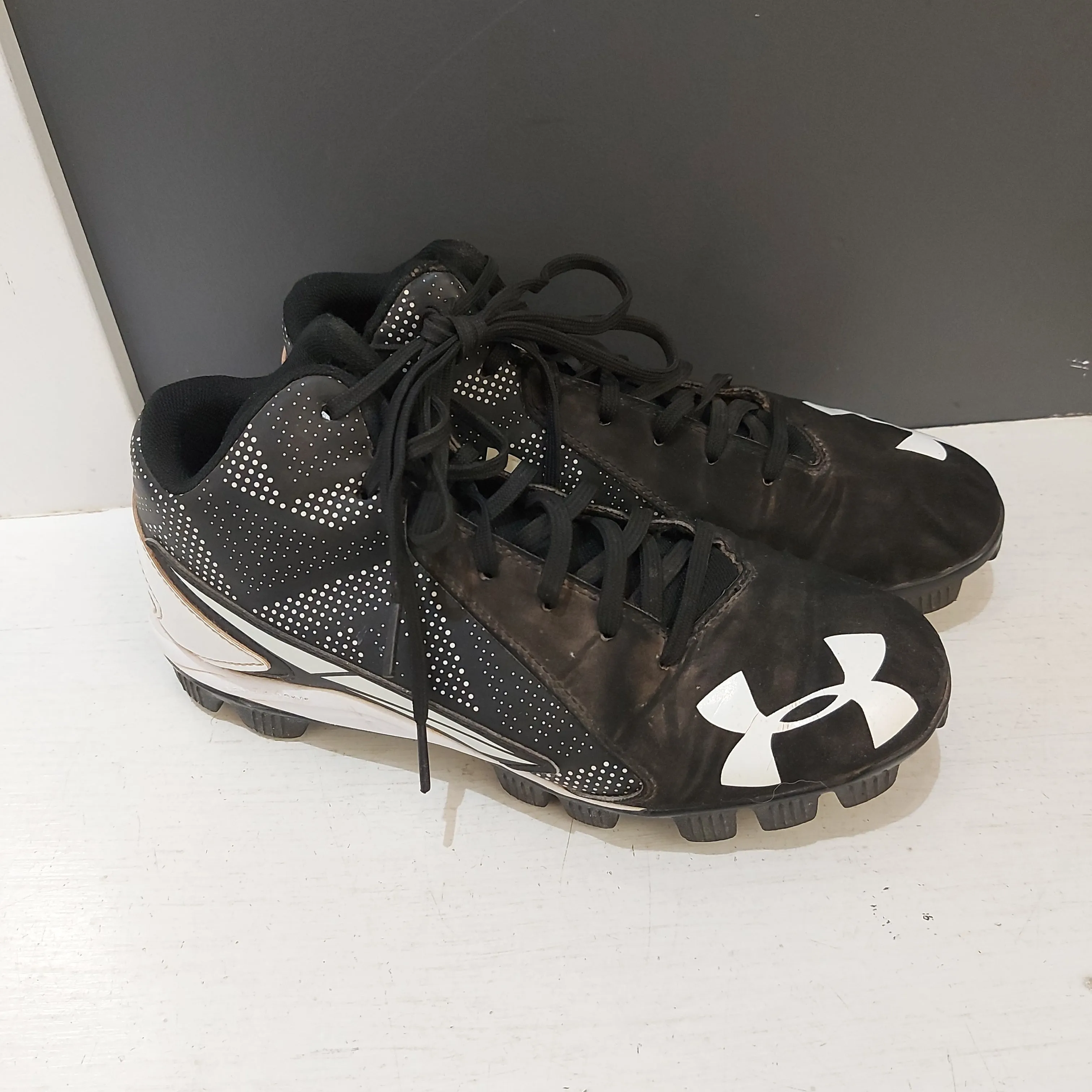 UA baseball cleats 7