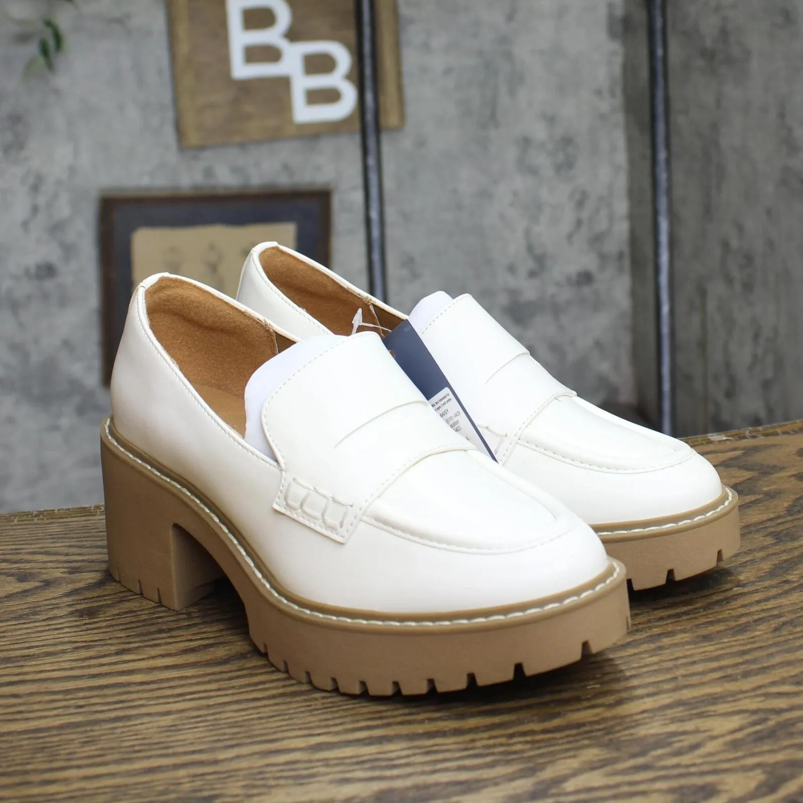 Universal Thread Womens Maisy Loafer Heels 87931725 Off White 5.5M