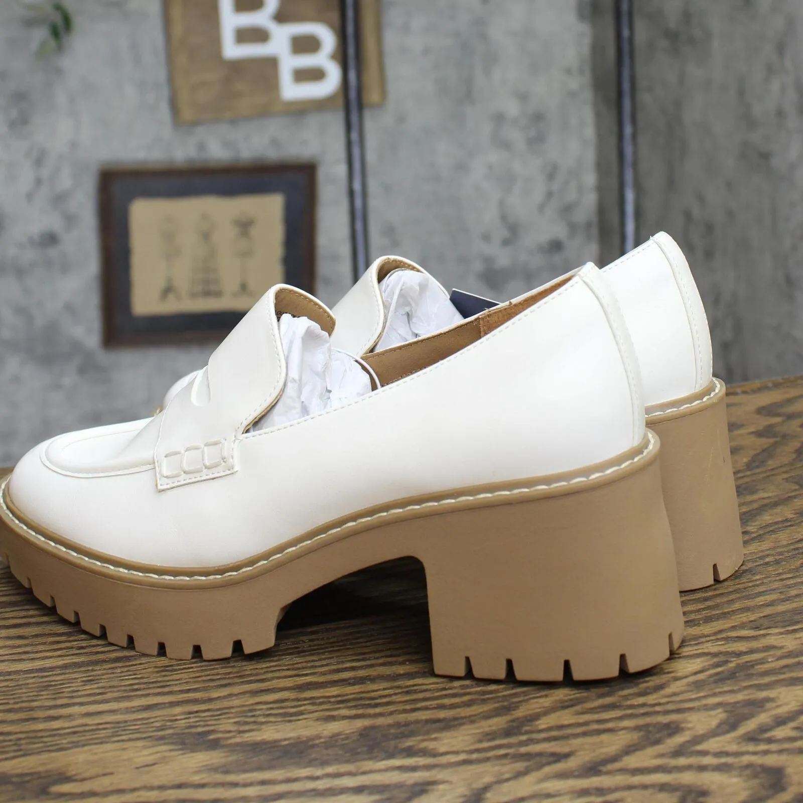 Universal Thread Women's Maisy Loafer Heels 87931731 Off White 8.5M