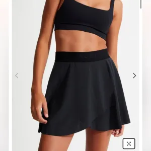 Varley Special Event Rivera Black Athletic Skort Tennis Skirt New
